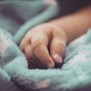 Pro naše nejmenší 😍🔥něco co každý rodič potřebuje - PLENA Měkoučká a vysoce savá dětská plena z přírodního materiálu Hodí...